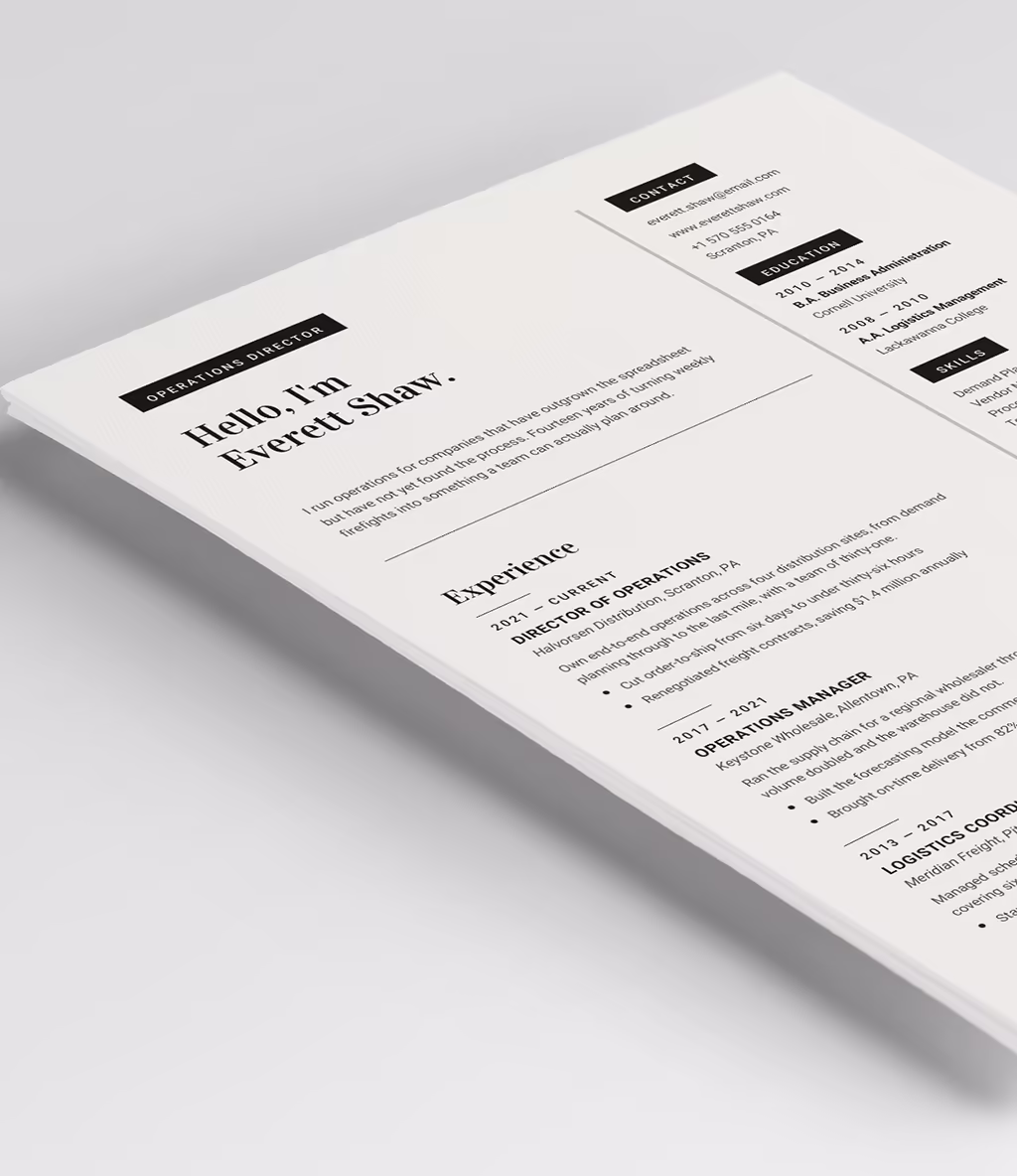 Aquila resume template header detail