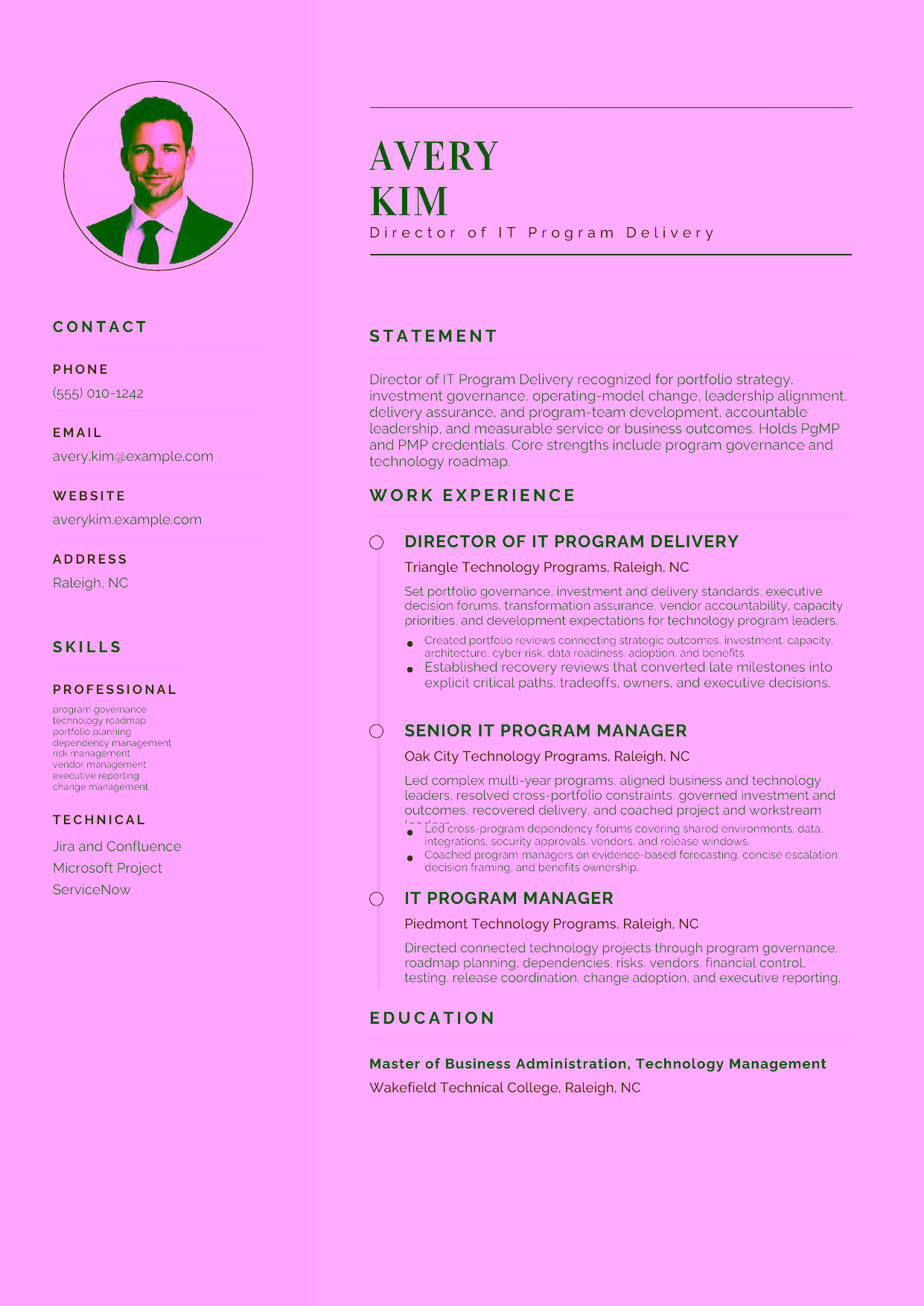 Advanced Director of IT Program Delivery resume example in the Cetus template focused on portfolio strategy, investment governance, operating-model change, leadership alignment, delivery assurance, and program-team development.